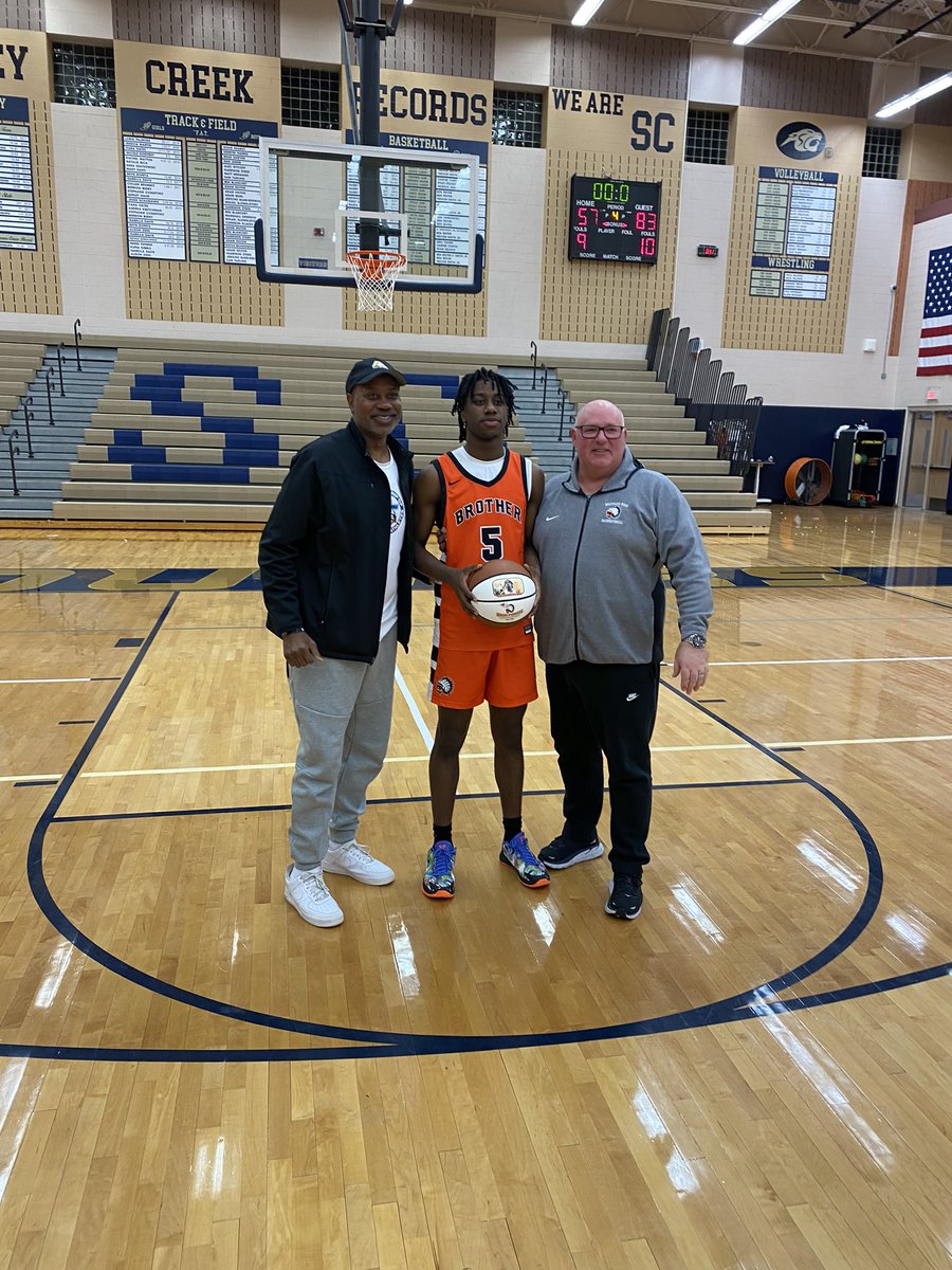 RiceADCoachCal's tweet photo. Congrats to Warrior senior @_Johnblackwell1 on reaching 1000 points tonight!! Great milestone and more to do!! https://t.co/d7z0s1rOyb