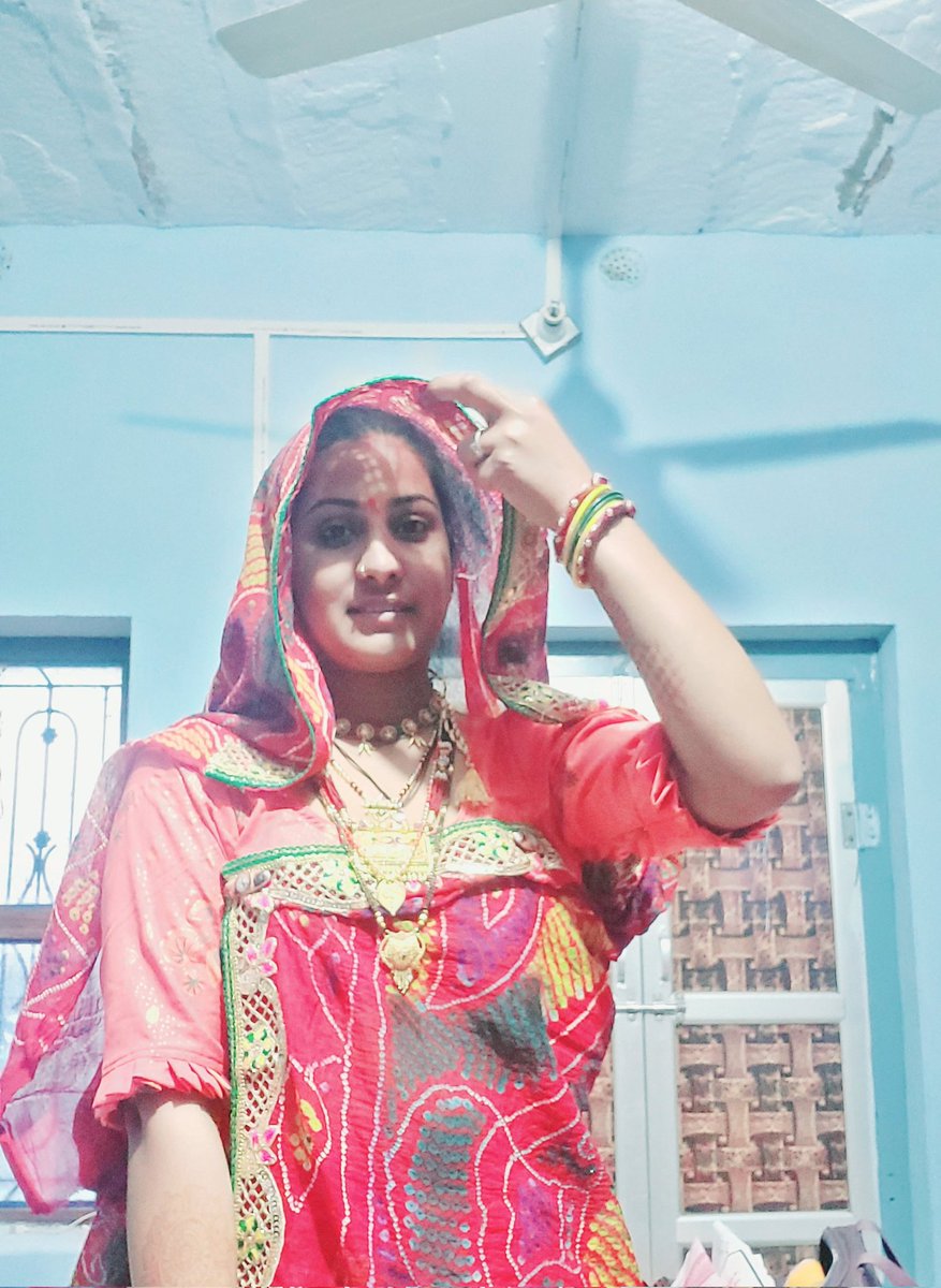 monika_burdak's tweet photo. समझनी है जिंदगी  तो पीछे देखो
अगर जीनी है जिंदगी  तो आगे देखों |
Good morning Tweeter family 🙏🙏 https://t.co/YFKE2kc9E1