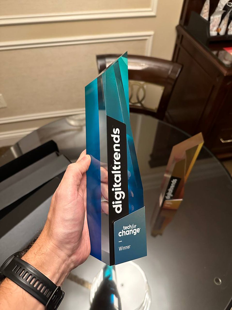 Are you exhibiting at #CES2023 and showcasing something that truly makes a positive impact on the world? This sapphire shard of magnificence could be yours! Hit me up - I'm looking for nominees for our Tech For Change awards. DMs open