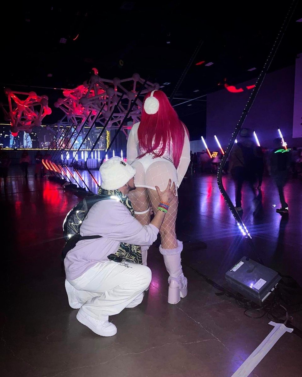 _blazinqueen5's tweet image. Kiss the Rave Booty💋
Bite the Rave Booty😈 

#decadenceco #ravebooty