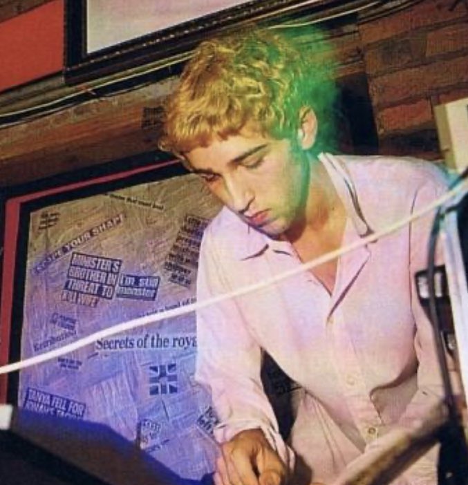 Happy bday 2 Thomas Bangalter, thx 4 all the bangers 