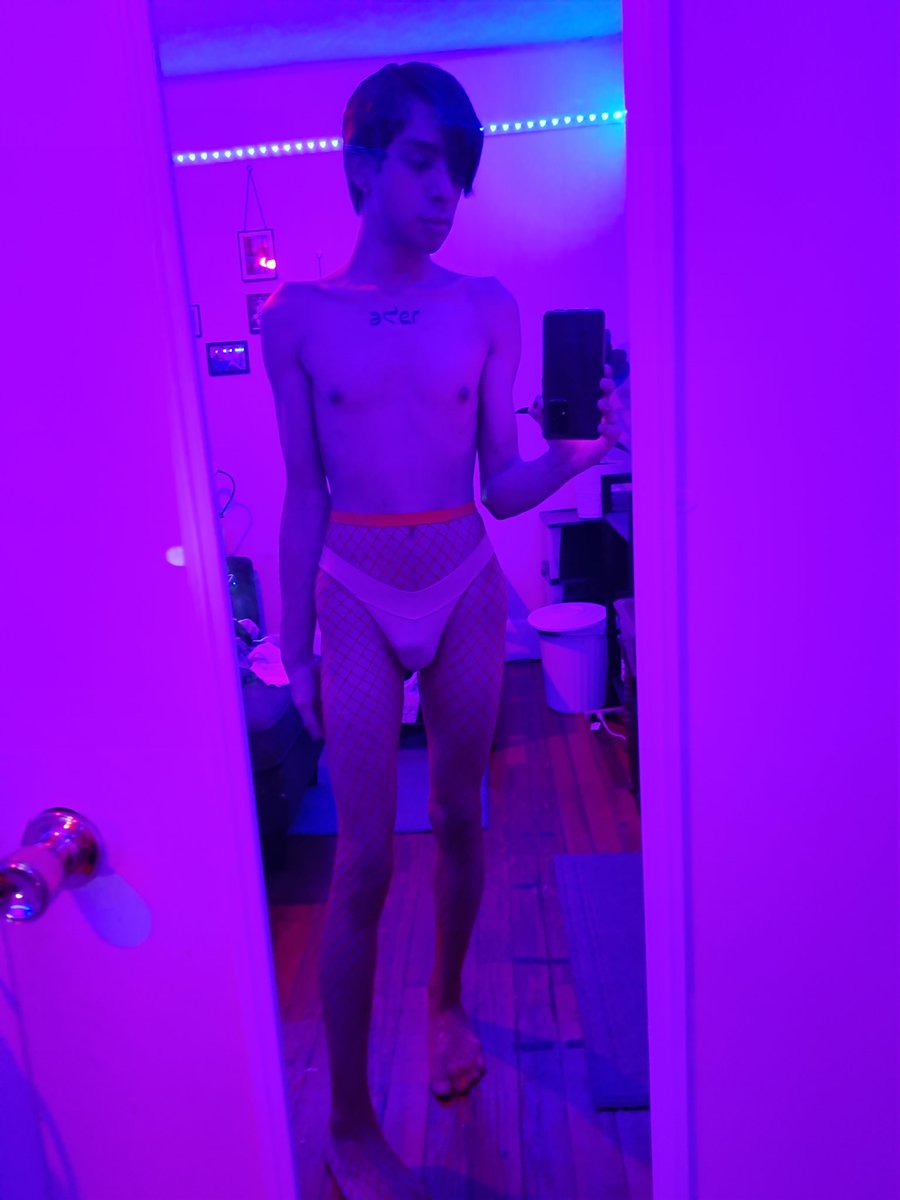 Slutboyalex's tweet photo. #femboy #femboi #thighhighs
 #twink #gaytwink #gaybottom #gayporn #submissive #thong #tanga #pasivo #pasivogay #pasivoafeminado https://t.co/3fz6Z8d3Ua