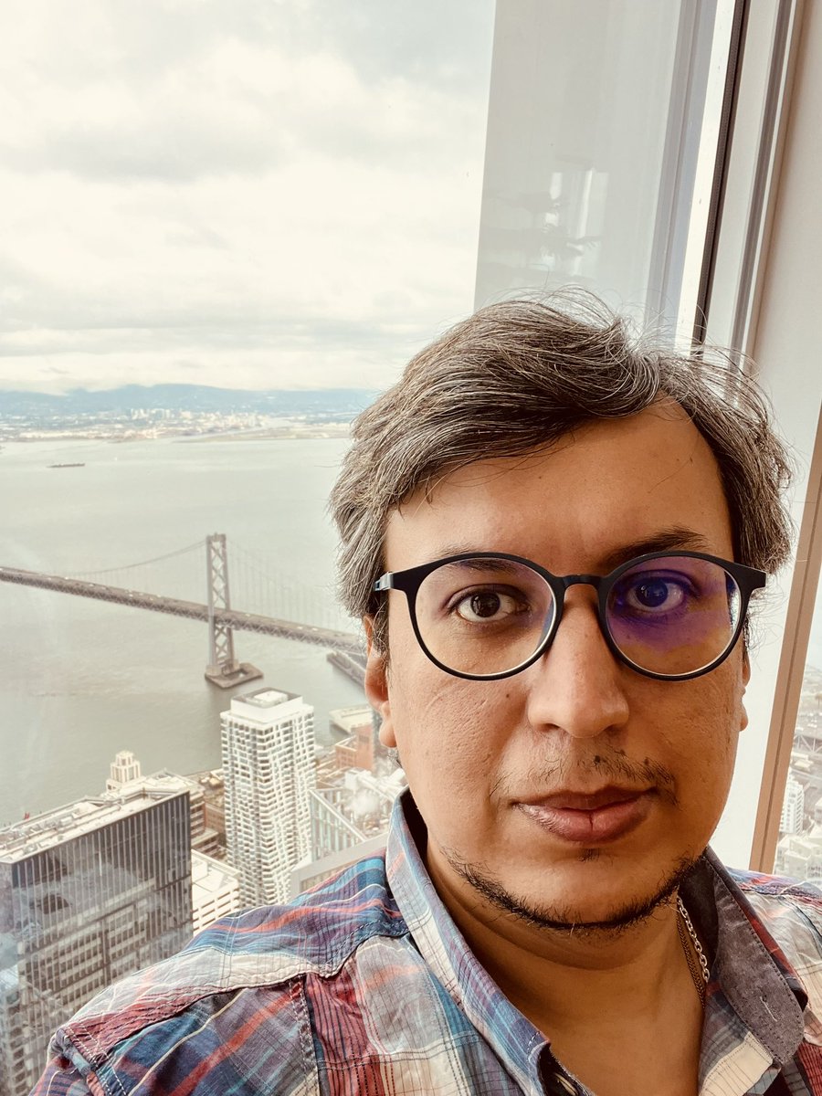 techtrekker's tweet photo. Visiting the @SalesforceTower on holiday in my favourite city. Couldnโt think of a better way to bring up a decade of working my #dreamjob @salesforce ! #KoaClub
Thank you @Benioff @parkerharris for creating a business that is a real platform for change ! https://t.co/salTqEl4al