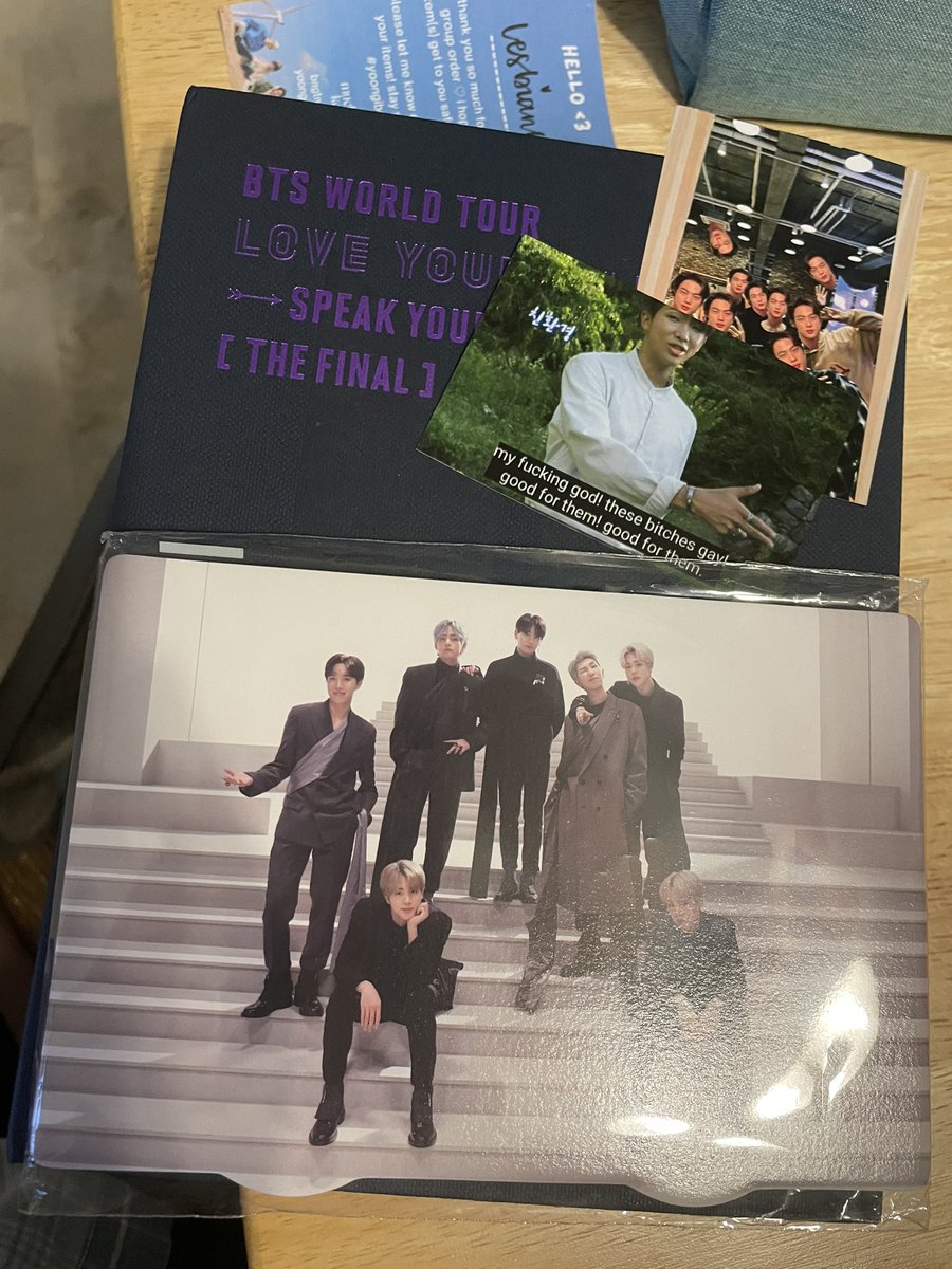 rikgyubz's tweet photo. thank you so so much as always @yoongombells !!! ps. im obsessed with these freebies <3 #yoongibellsproof https://t.co/DRVFHjPxH6