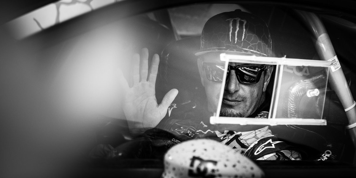 VuorinenHenri's tweet photo. Couple more photos from 2012. It has been a heartbreaking day ๐
#KB43 #HoonInPeace https://t.co/Mt5HApo4HC