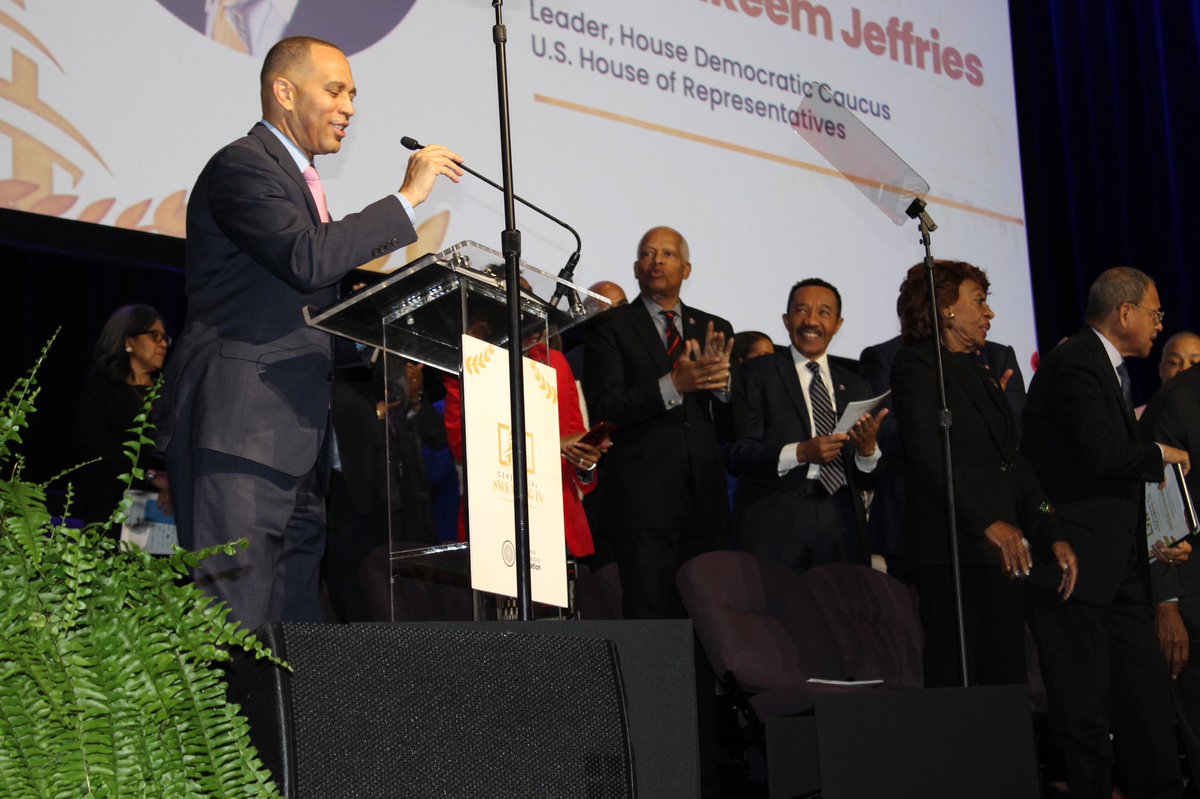 RepKweisiMfume's tweet photo. Ceremonial swearing-in for @TheBlackCaucus today featured 58 Members, the largest number in the 50+ years history.
Congratulations to Chair @RepHorsford and my colleagues on being elected to do the work of the People in the #118thCongress. #ConscienceoftheCongress https://t.co/pk3ZwTS2Sa