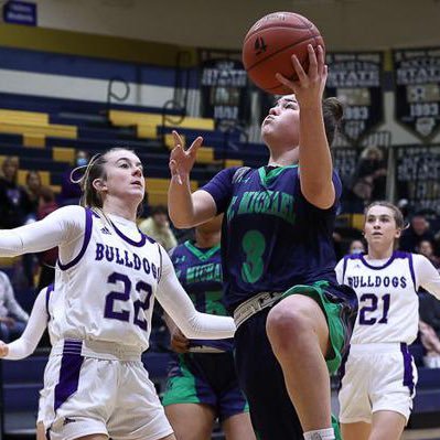 SMAActivities's tweet photo. Tonight we honor a great accomplishment and the first female guardian to do it in an SMA uniform! 
👏👏👏👏
Congrats Victoria on 1000 points in a career! What a career it's been! 
#GuardianGreat #Career1K
@SMACatholic @SMA_GBB https://t.co/hgw5q1WAbV