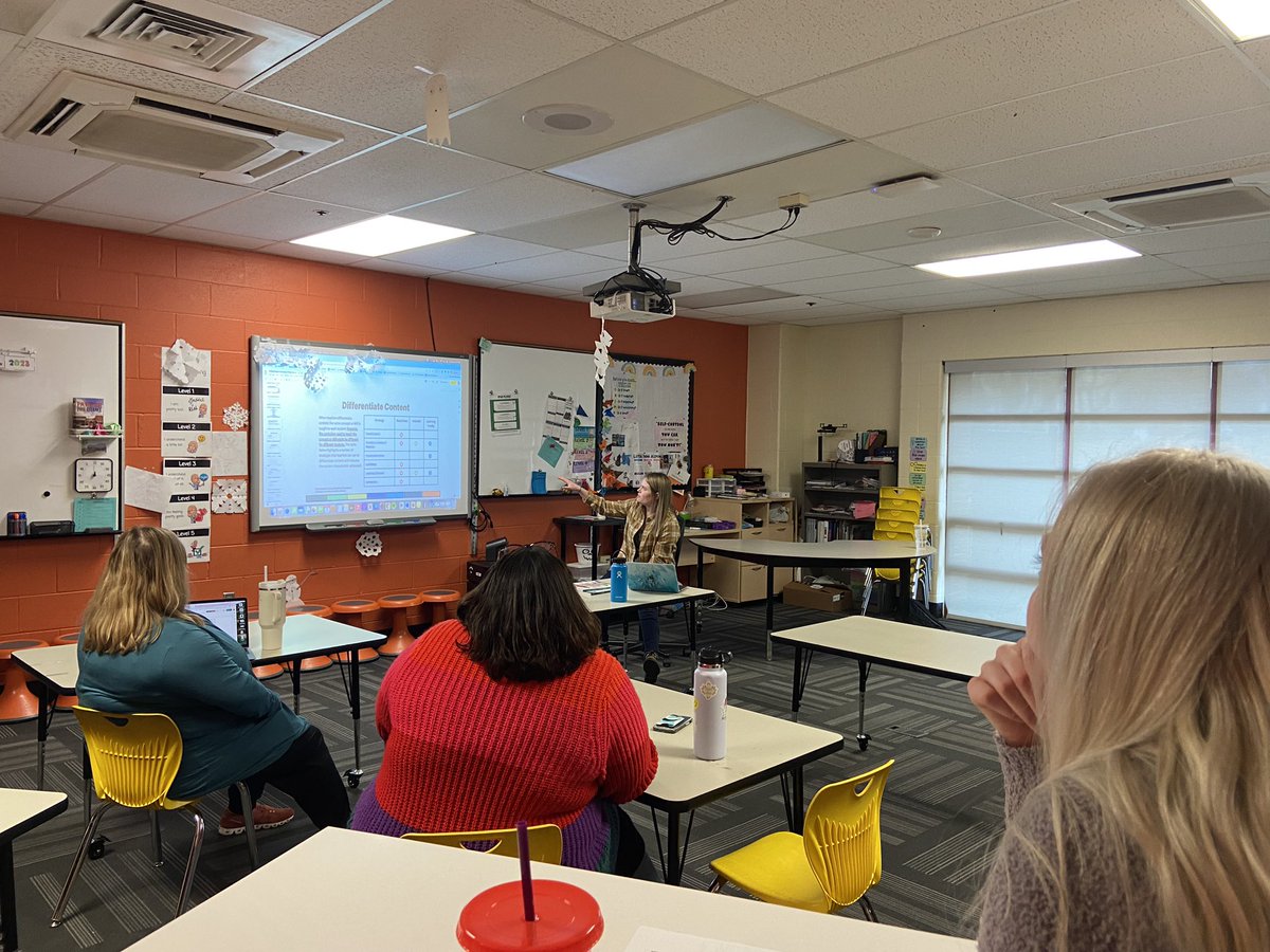 PolkQuailRun's tweet photo. We had our first #EdCamp at Quail Run today! Teacher led professional learning was a great start to our new year. #commUNITY @usd497 https://t.co/SVLDU9wCQ2