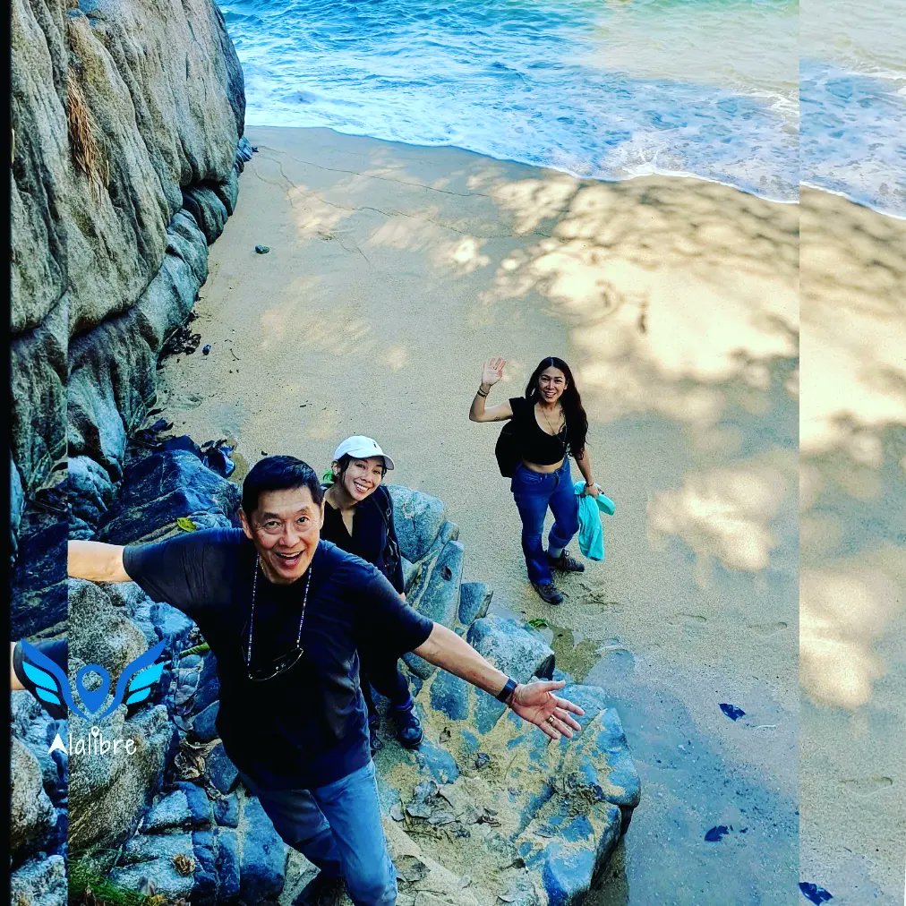 alalibrepv's tweet photo. John &amp; his daughters came to explore the nature of #PuertoVallarta during one of our tours in the winter holidays. We saw black iguanas, parrots and.... humpback whales.
#Alalibre 🦎🦜🐳
https://t.co/ZviYjV5kOO https://t.co/RwFXO1zeCI