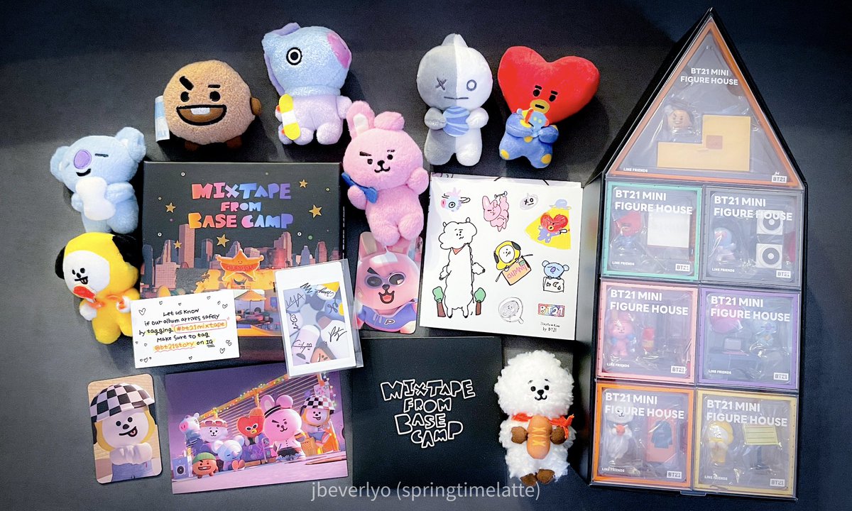 I got the BT21 dollhouse and was lucky to get the BT21 mixtape! I even got BT21 signed instant photo with all of their signatures, and Chimmy’s & Cooky’s photocards. I’m a proud UNISTAR!

Happy 5th Anniversary, BT21! 🥹💫❤️✨ 

#BT21 #2022BT21FESTIVAL
#5th_ANNIVERSARY #UNISTARS