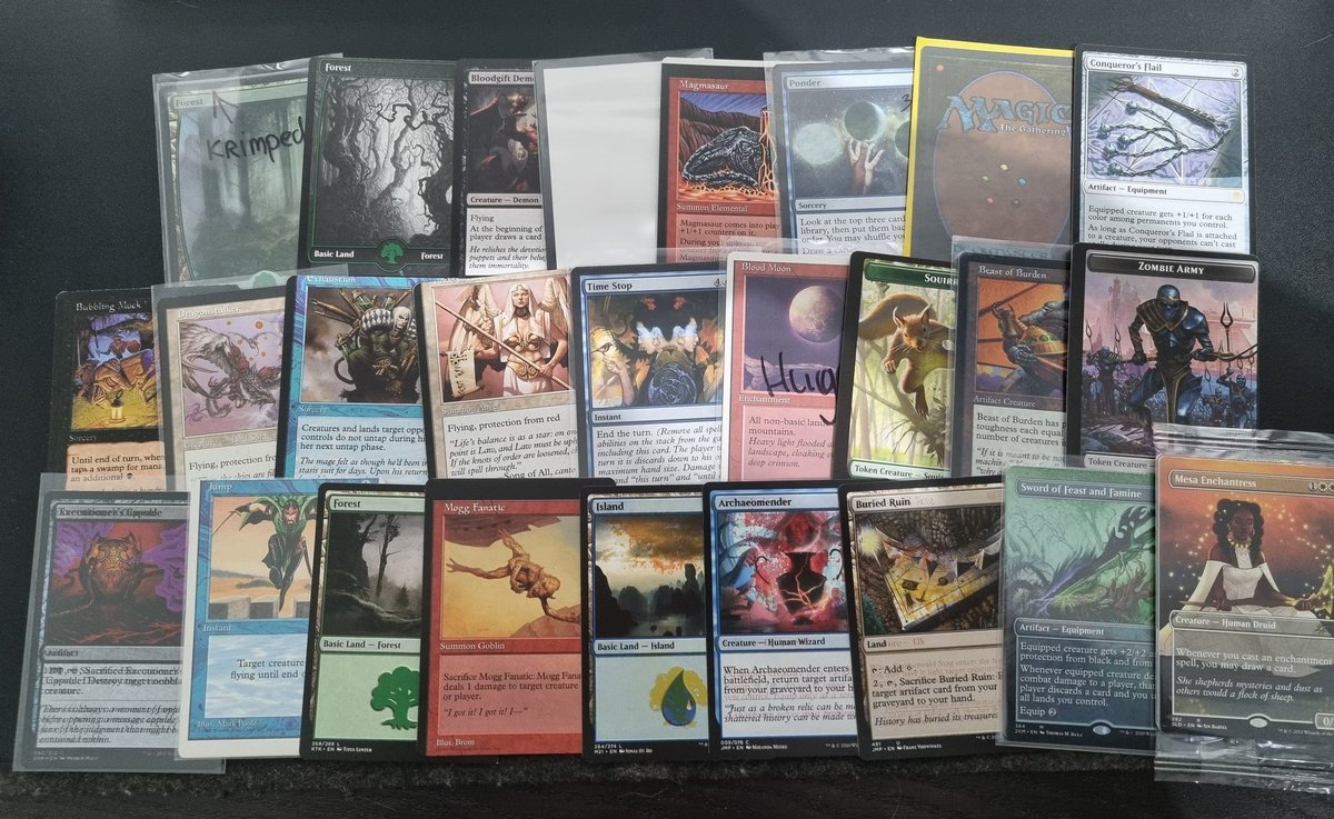 CharlyTraarbach's tweet photo. Another small collection out of the big ol 4k of misprints. Putting these up on FB tomorrow #mtgoddities #misprints https://t.co/alT9ly4Ibq