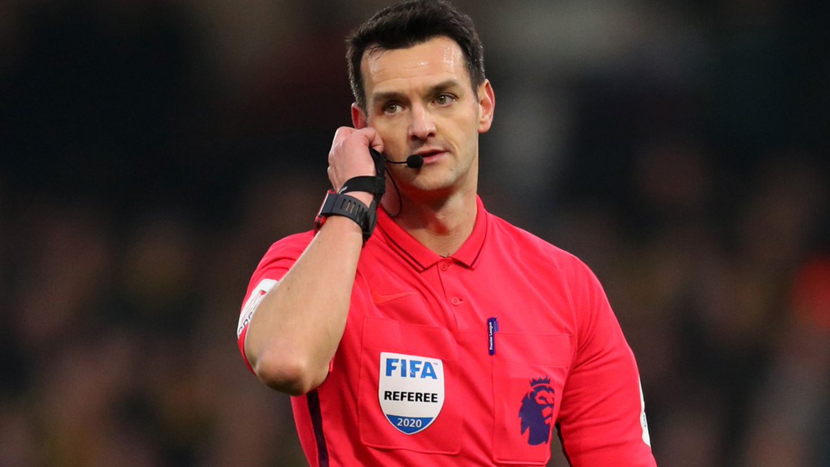 arusio4's tweet photo. Andy Madley, another agent sent by PGMOL to sabotage Arsenal 

A thread. https://t.co/gnHSTaHzgI