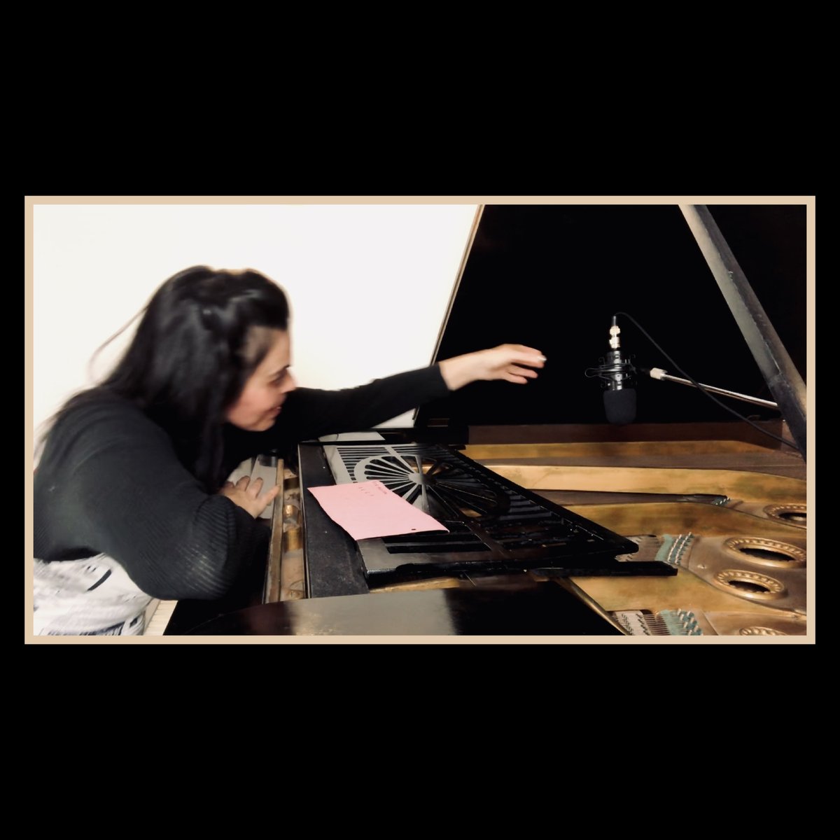 UnblinkeredNews's tweet photo. UNBLINKERED MEDIA is currently in the process of #recording the new release 'Rosie Television' on the #piano amongst other instruments. Behind the scenes #footage coming soon. 

@neewerofficial #drums #guitar #portfolio #audiovisual #microphone #mixer #sound #production https://t.co/805p3bZ5R8
