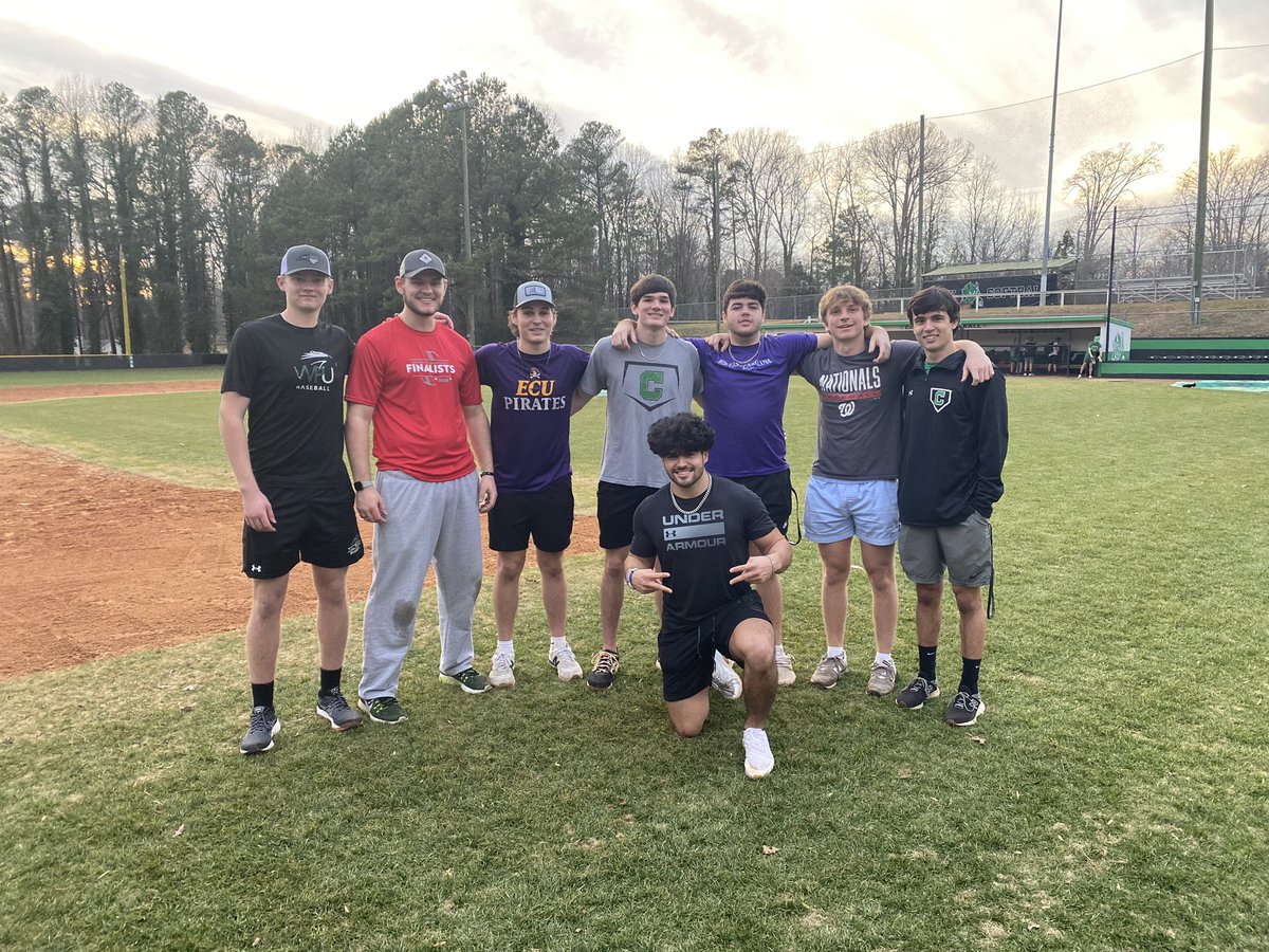 ImpsBaseball's tweet photo. More guys back from 2019, 2021, and 2022.  Building 🧱 by 🧱 a culture where guys fall in love with competing, want to work, and want to give back #TNG #Team23sTurn #WorkWins https://t.co/5HvGEzzgVF