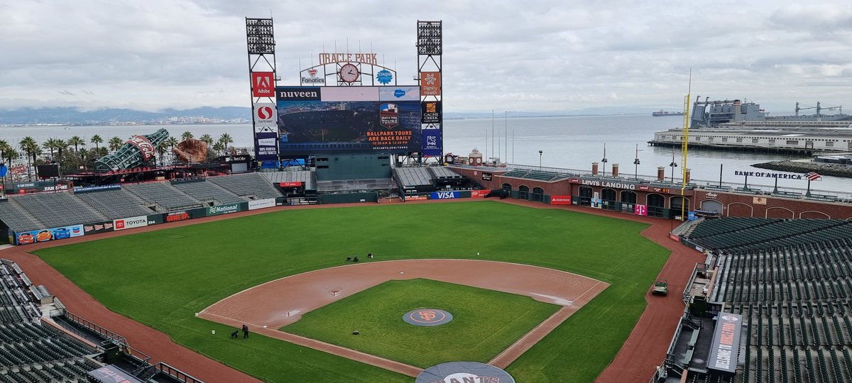 ⚾️🟠 #OraclePark en San Francisco, estadio de los @SFGiants. 

¿Cuándo un #EstadiodeRiazor con estas vistas? Aunque con la brisilla coruñesa nos congelamos fijo...