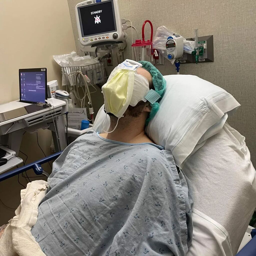 Dylan_J_Sessler's tweet photo. Real strong 2023 energy here. 😆 

Had nose surgery before the end of the year to fix some septum issues I've carried for a long time. All went well but I thought you'd like to know where I've been. Feels like the last 2 months the answer has been the… https://t.co/zv80aE5oz4 https://t.co/MceU5cNtCT
