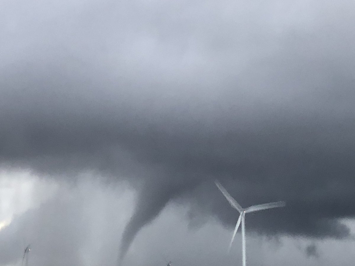 Jacqui Jeras on Twitter "Ground truth of one of the tornadoes in