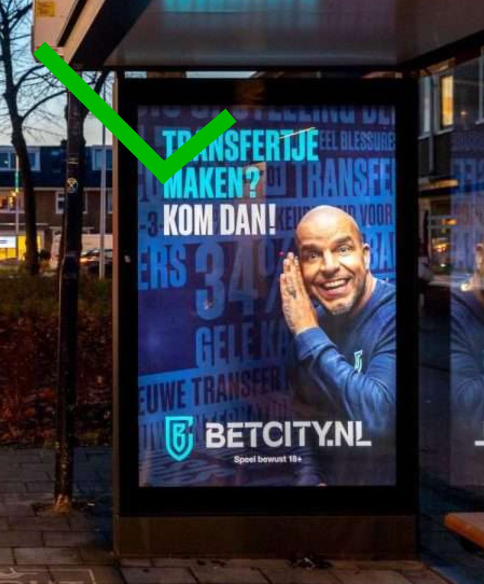 VrijndeSteede's tweet photo. Mensen met reclames verleiden om te gaan gokken of vreemd te gaan mag, maar reclame voor vlees, vis of vakanties worden steeds (Lees: Met links stadsbestuur) vaker verboden. 

En dan applaudiseren we omdat we het klimaat gered hebben ofzo. 'Wereldprimeur! 🤡' https://t.co/J9ZYJ6Cp08
