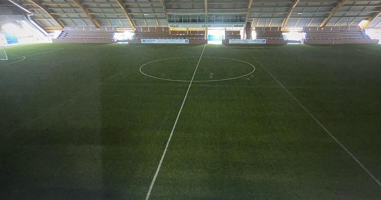 frostrom's tweet photo. Omklädningsrummet är riggat och klart inför samling 07:00 på Visma Arena. Även kameran är riggad och klar för livestreaming. Du kan se alla 27 matcherna på följande länk https://t.co/0oHD83ouDl
Om 8h så kör vi. #LFCup
#ÖstersIFAkademi ❤️💙❤️ https://t.co/Dq8eyxkC1e