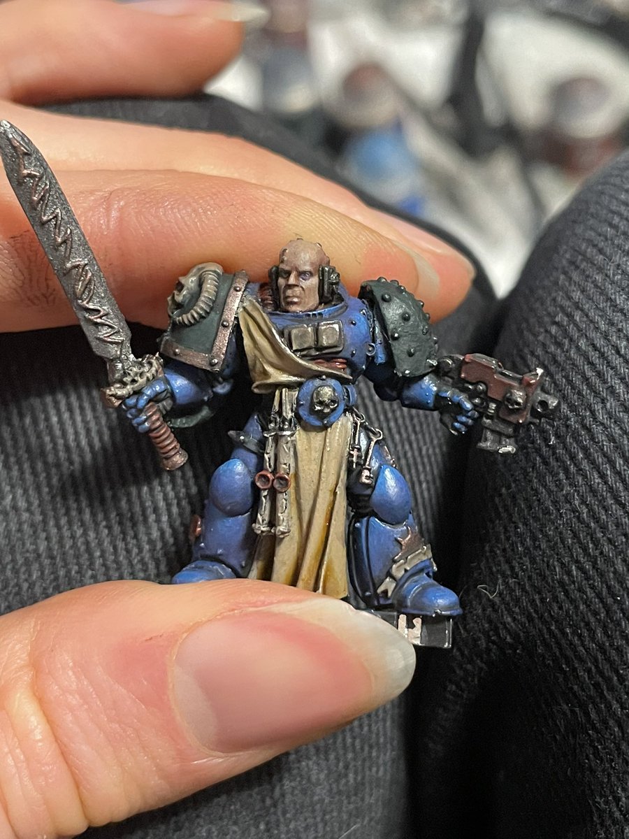 DaemonStalley's tweet photo. There exists a Space Marine Librarian that is just Bruce Willis, and it’s one of my favourite models 

#paintingwarhammer #WarhammerCommunity #warcom #warhammer40k https://t.co/7Mp0752QDS