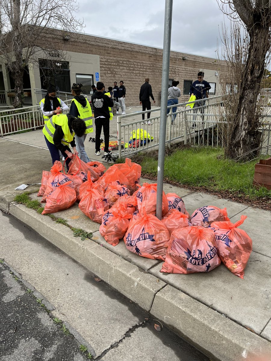 Refuse Refuse San Francisco (@refuserefusesf) on Twitter photo Fantastic effort from the 11th grade Environmental Studies class at Rise University Prep in Bayview. 18 students removed 24 bags of trash around the school in an hour.
These cleaning tools have been donated to the school thanks to a <a href="/shineonSF/">Shine On SF</a> Action Award grant. Fantastic effort from the 11th grade Environmental Studies class at Rise University Prep in Bayview. 18 students removed 24 bags of trash around the school in an hour.
These cleaning tools have been donated to the school thanks to a <a href="/shineonSF/">Shine On SF</a> Action Award grant.