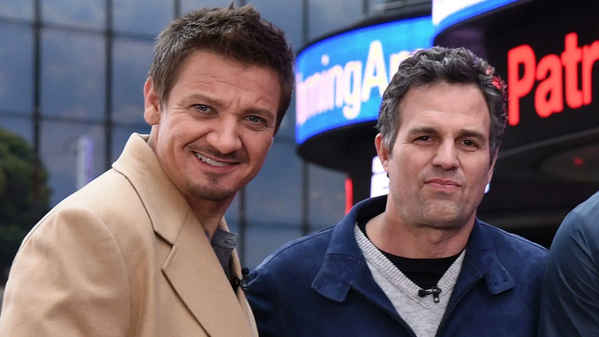 MarvelBRNews's tweet photo. Mark Ruffalo manda seu apoio a Jeremy Renner:

"Rezaremos por nosso irmão para que ele tenha uma recuperação completa e rápida." https://t.co/BkooU1NQbl