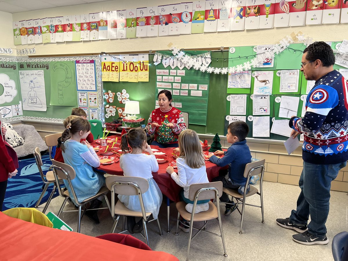 Some lost pre-Winter break pics!  Frozen Day &amp; our class party… thanks, Room Moms!