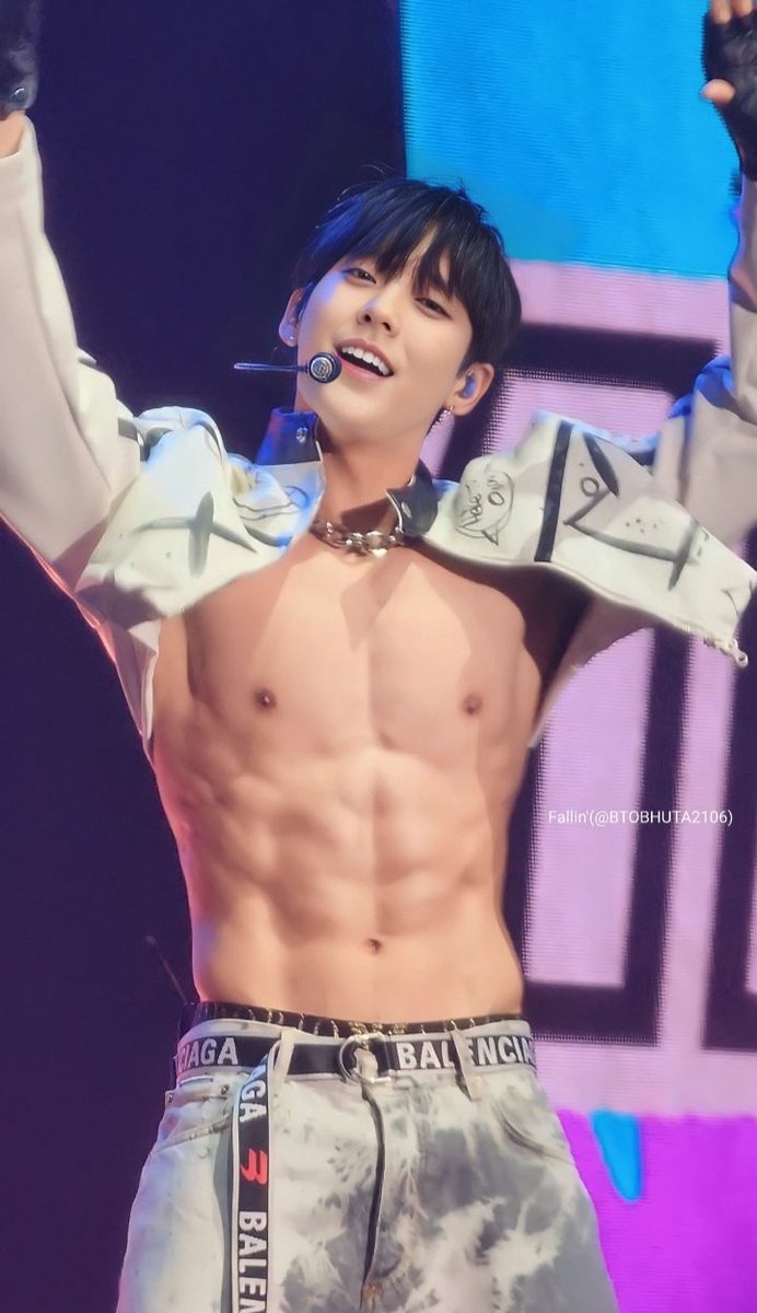 dailybestboys's tweet photo. Minhyuk (BTOB) https://t.co/vH0jBzdXus