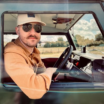 mickydevaney's tweet photo. #NewProfilePic https://t.co/xHJ38tQSTC
