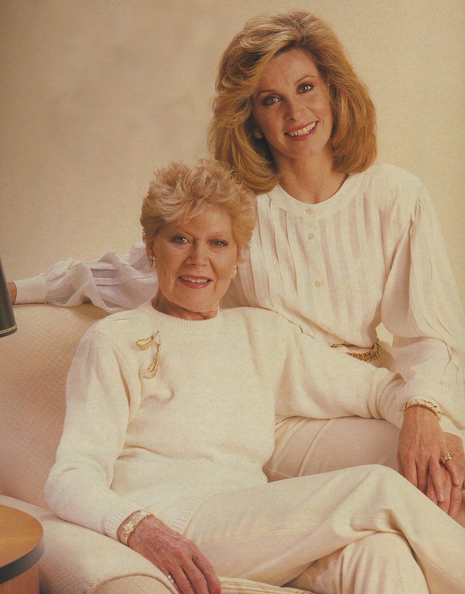 Stefanie Powers tweet media