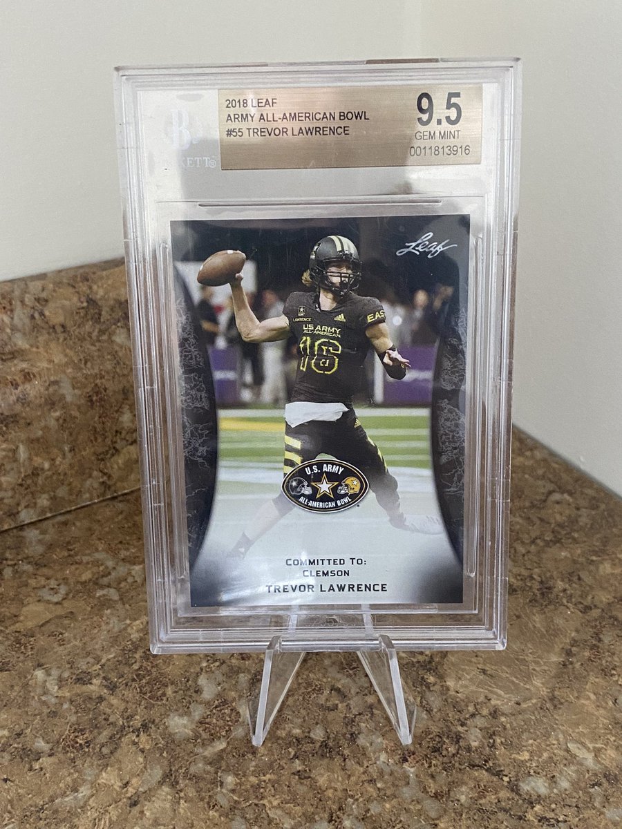 mazzmets12's tweet photo. @JDrapa @CardPurchaser https://t.co/5wIMlTgWtS