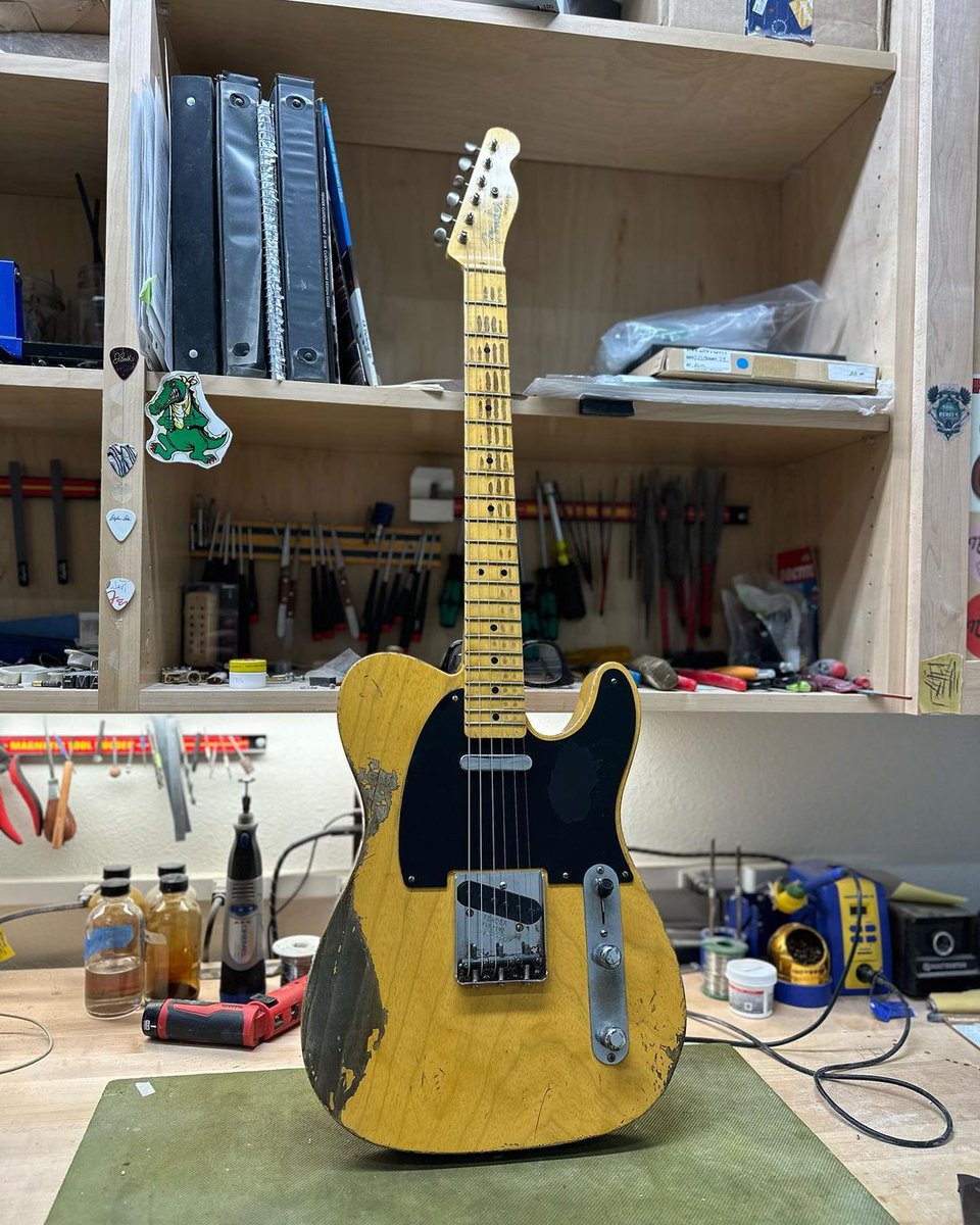 Fender's tweet photo. Happy #TeleTuesday! Here’s a ‘52 Tele in Butterscotch Blonde — built by Austin MacNutt. This build includes a Twisted Tele neck pickup and a Texas special bridge pickup wired up to a 4-way switch with the Merle Haggard wiring. Tag someone who would love this Tele. https://t.co/53aMKx1NUz