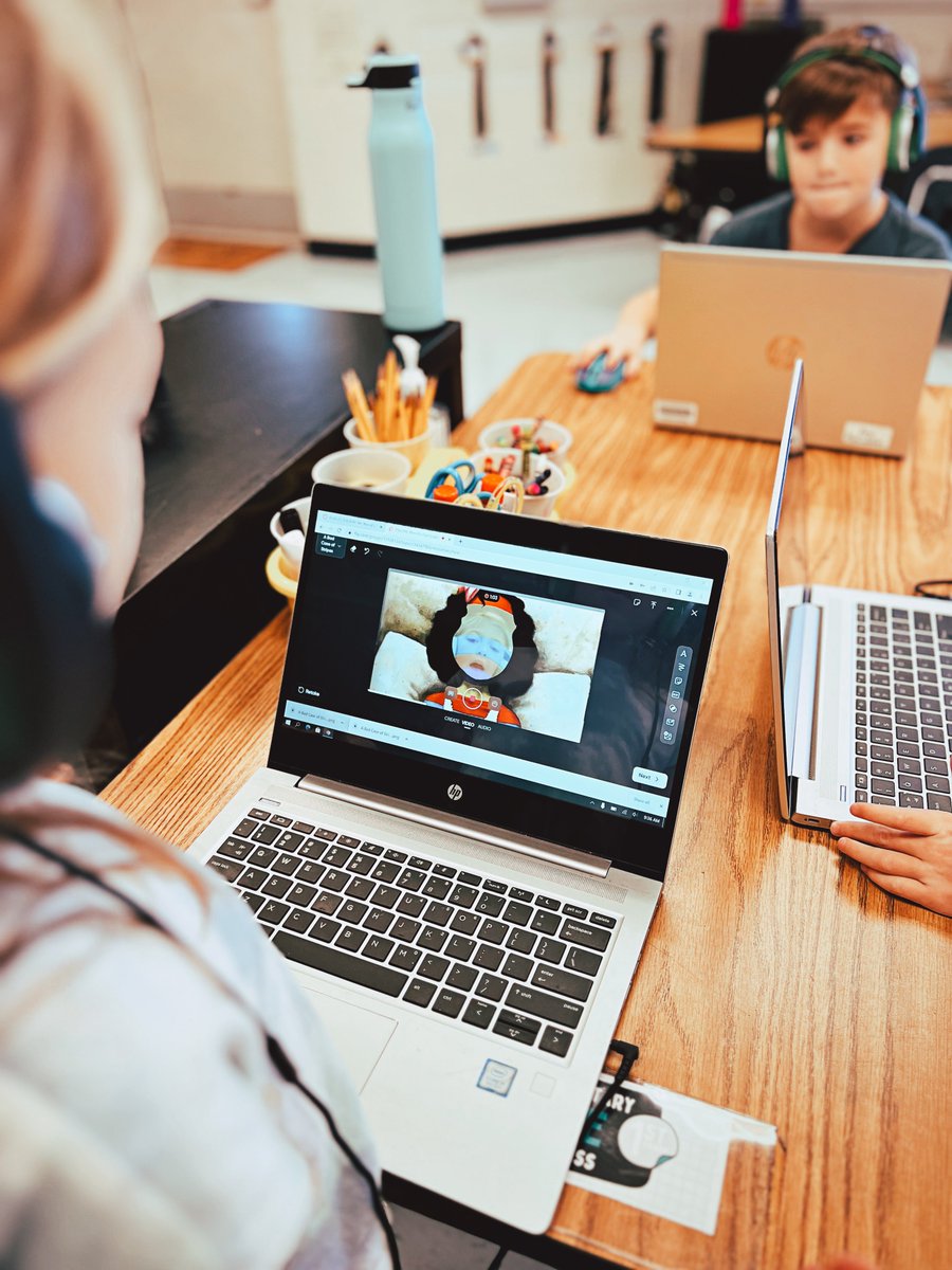 MrMerrillsClass's tweet image. Today “lined up” to be a 💥BLAST💥 with “A Bad Case of Stripes!”

This @MicrosoftFlip sticker / mask made us all look like we’ve been avoiding lima beans! ❤️💛💙💜

#interACTIVEclass #Teachers #teachertwitter #teacher #teaching #edutwitter #MicrosoftFlip