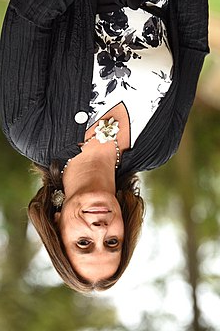 carayarez2021's tweet photo. #AntoniaUrrejola Ministra de #RREE del #PS Partido de Izquierda Socialista #Invertida al Servicio de La #ONU 🇺🇳#ACNUR y Su #Agnda2030 La Cual No Representa al #PuebloDeChile 🇨🇱Que #VotoRechazo Además No Respeta La Constitución 142 Vigente y No Respeta Nuestra Bandera Nacional 🇨🇱 https://t.co/eQeAJ47Uoh