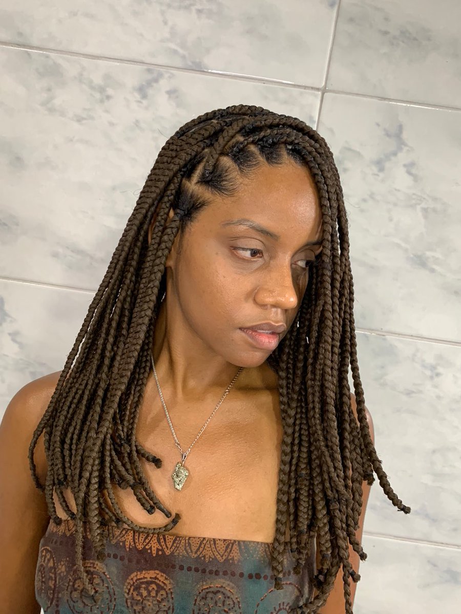 afrosara_'s tweet photo. Knotless Braids 

em parceria com Empire Black https://t.co/MUMuHc4GbK