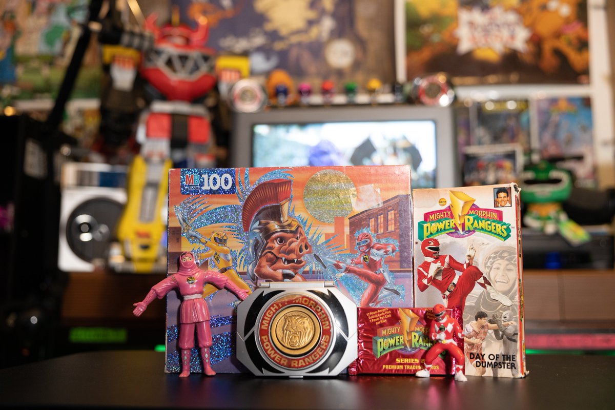 tvdowntime's tweet photo. 🚨🎊 GIVEAWAY TIME 🎊 🚨

In honor of the 30th Anniversary of @PowerRangers we will be doing a #Giveaway! 

To Enter:

• Must be following here
• Must be subscribed to our YouTube
• Retweet &amp; Like
• DM a screen shot to enter

YouTube: https://t.co/fYNCHF15up

#PowerRangers https://t.co/aSkZjAej9H