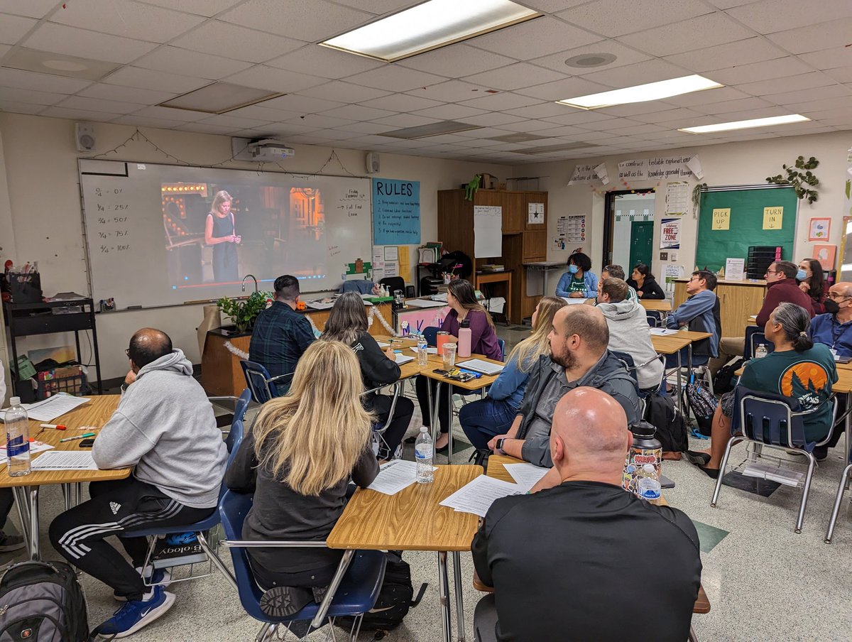 Thankful for the amazing educators @bhsstem and their willingness to think, problem solve & collaborate...AFTER LUNCH 😁 @kacage @lsqualls @RISDCCR #Ramtastic