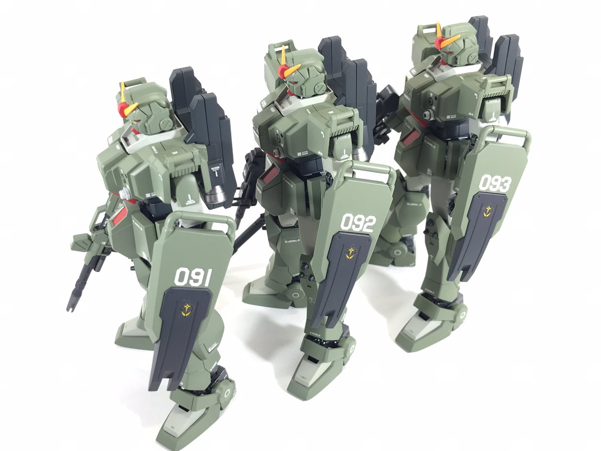 KOSSER8's tweet photo. 陸戦型ガンダム小隊を作ってみました。雪丸さんスミマセン！真似させ頂きました。#yukimaru0131 #陸戦型ガンダム #ガンプラ https://t.co/nmpCXfPZiS