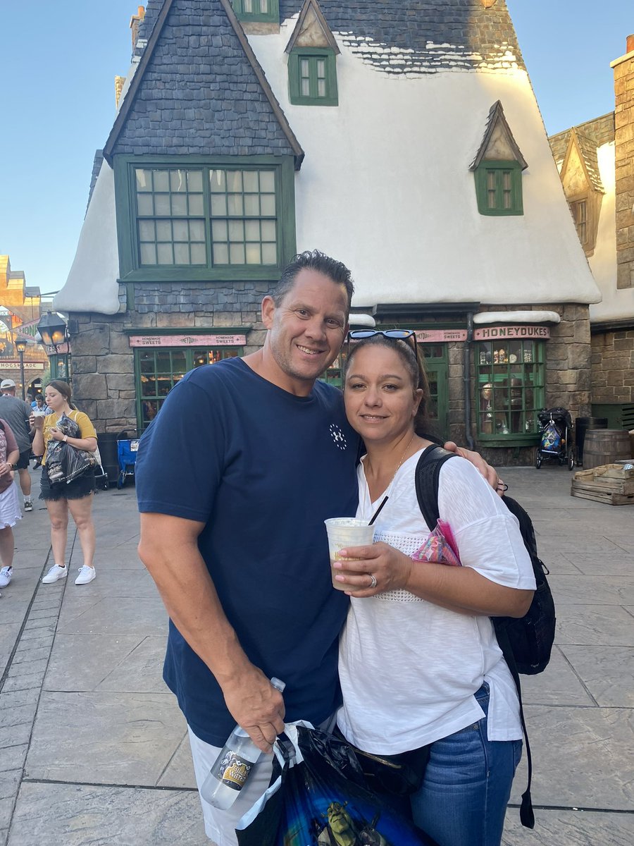realmikeaccetta's tweet photo. Happiest birthday to my beautiful bride!!  Love u more than words!! Thank you for all you do and all you are!! https://t.co/8w8OzFH3ik