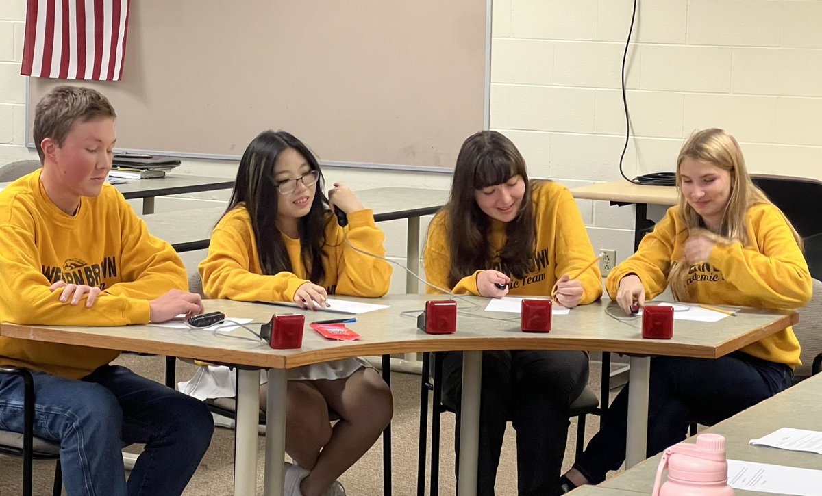 WBHSART2's tweet image. WBHS Academic team #Ateam!!! What a great match! Honored to attend to capture some good yearbook candids!