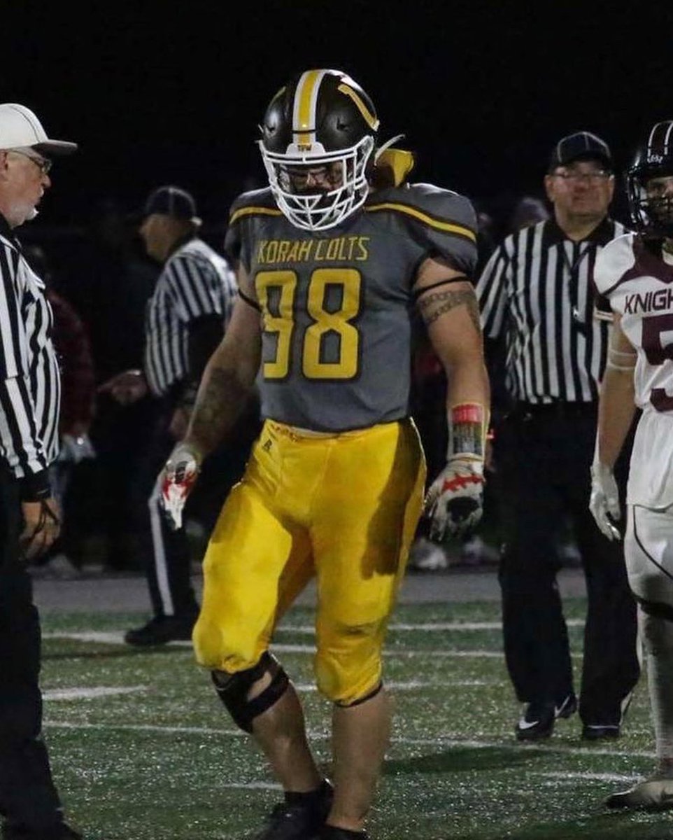smuFTBL's tweet photo. Welcome to the family Dante ! Beast of a young man out of Sault Ste. Marie, ON and the always impressive Korah Football program.  Dante is a force to be reckoned with and a huge addition for the Huskies https://t.co/YhPfXrRANQ