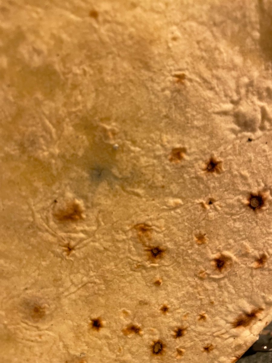 Gar micht mal so geil, liebe <a href="/migros/">Migros</a> 
Da freut man sich, endlich mal wieder Piadina zu finden in der Stammfiliale (Symondpark Davos) - und dann das. Alle 5 verschimmelt. 5 Tage nach dem Kauf - zwei Monate vor Ablauf.