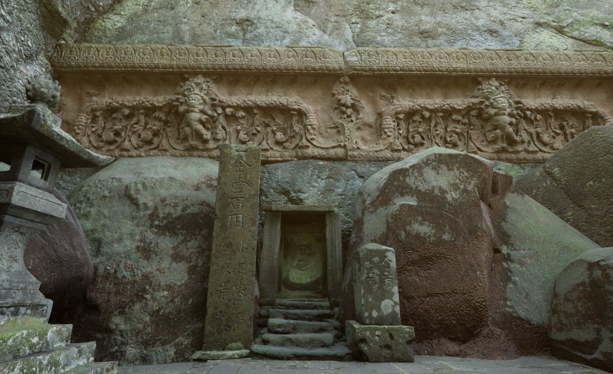NoCapCapt's tweet photo. Ancient Temple Built in #UnrealEngine #3dart https://t.co/dcRy40XX8h