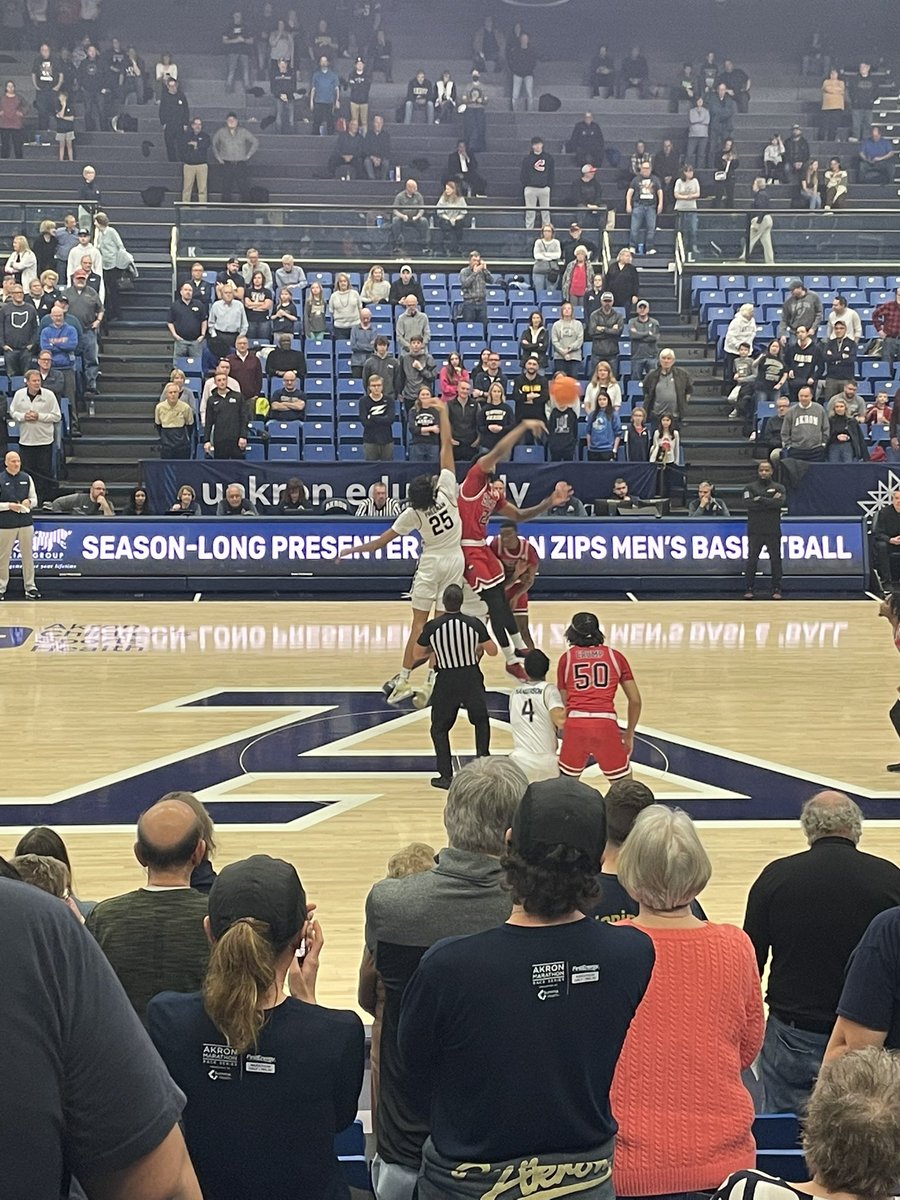 Thanks <a href="/uakronalumni/">UAkron Alumni</a> for the tickets to tonight’s game!!  #GoZips