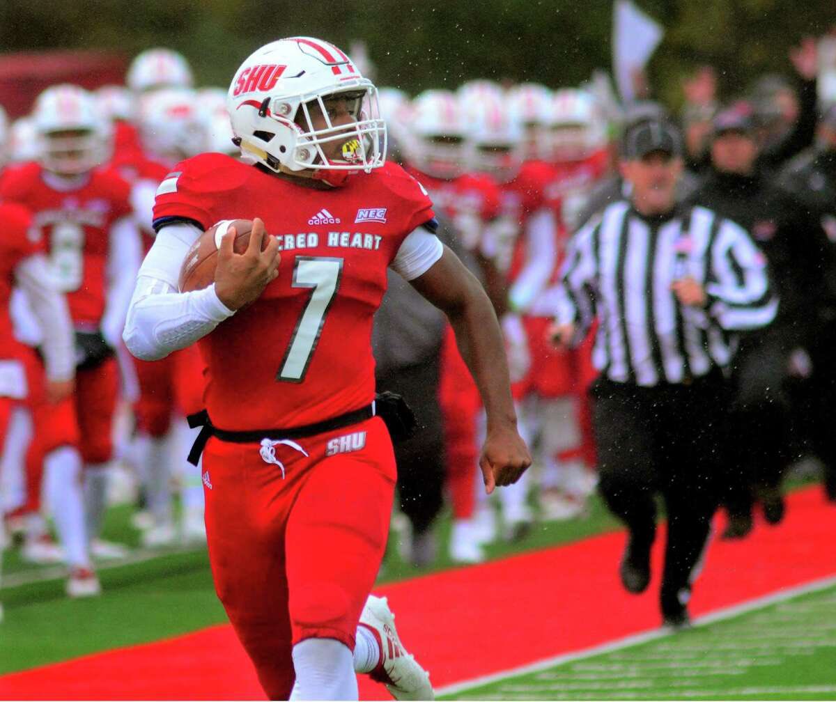 Thankful to receive a D1 PWO from Sacred Heart University! <a href="/CoachPSap/">Patrick Saporito</a> <a href="/westcbfootball/">CB West Football</a>