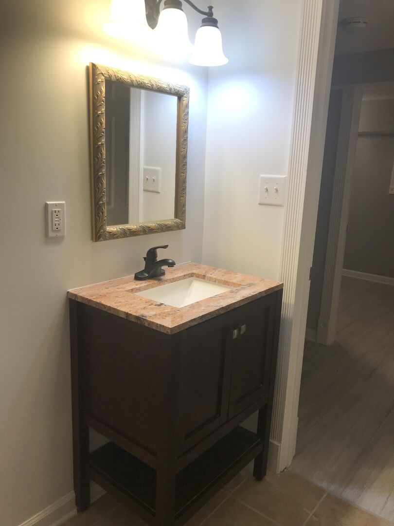 DivineArchSca's tweet photo. Chicago, IL $1,200 2 BED 1 BATH

Contact for more info:
612-787-2724 (ARCH)
DivineArchSca@gmail.com
https://t.co/nl5yOfpLEG

#entrepreneur
#realestate
#dreamhome
#luxury
#property
#homesforsale
#justlisted
#propertyvalue
#househunting
#coldwellbanker
#forrent
#RentalProperties https://t.co/GdQJGo1Ebk