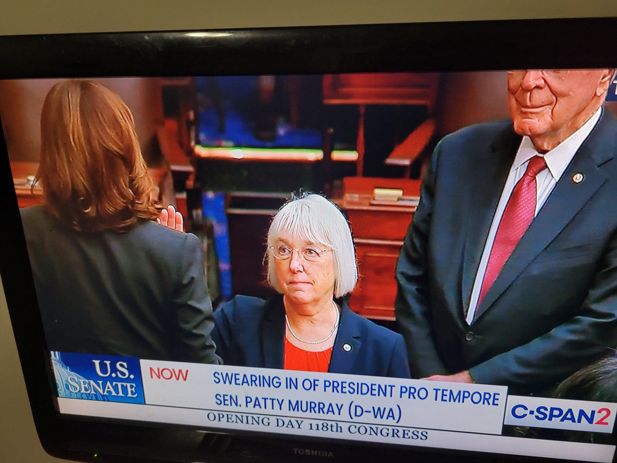 jayoung3292's tweet photo. Congratulations to @PattyMurray! The first Woman to EVER serve as #PresidentProTempore of the @ussenate in #American HISTORY! In many ways, today was a hostoric day! #118thCongress https://t.co/ItXHblPA3c