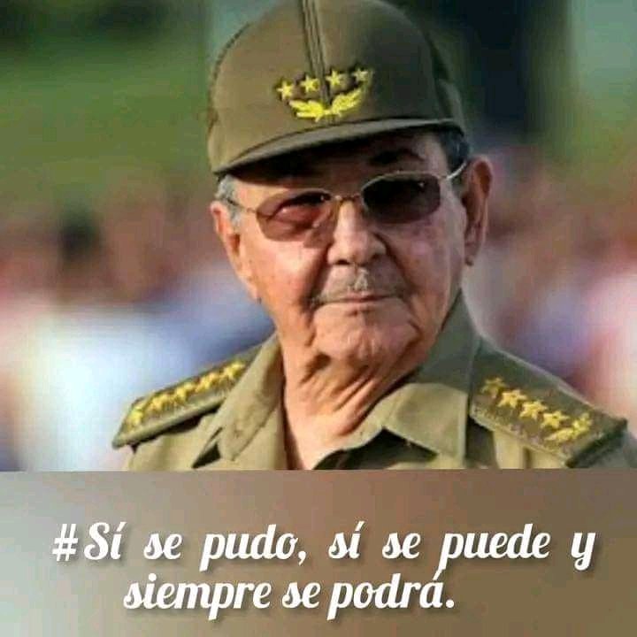 Laz176's tweet photo. La revolución es una obra bella. Seguimos en combate. 🇨🇺❤🇨🇺#hastalavictoriasiempre. 🇨🇺 https://t.co/mQAtqkRw8h