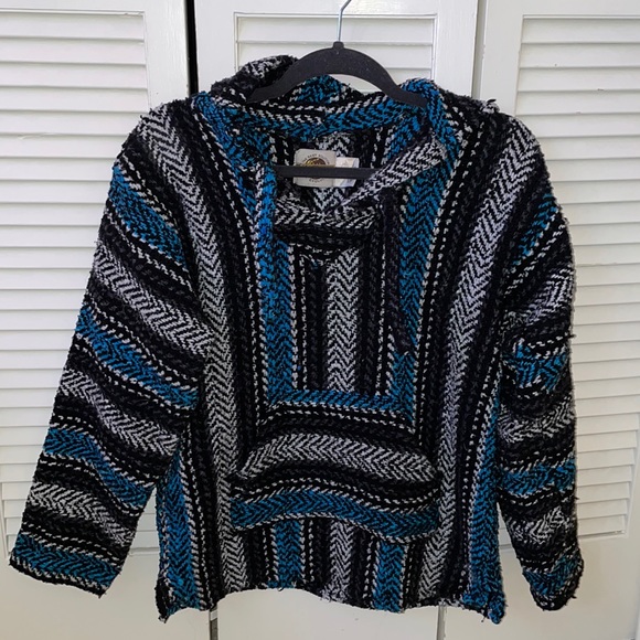 dmwey's tweet photo. So good I had to share! Check out all the items I'm loving on @Poshmarkapp #poshmark #fashion #style #shopmycloset #heartmoonstar #earthragz #jcrew: https://t.co/QYPzjM9eQV https://t.co/KFn6h1BLR0