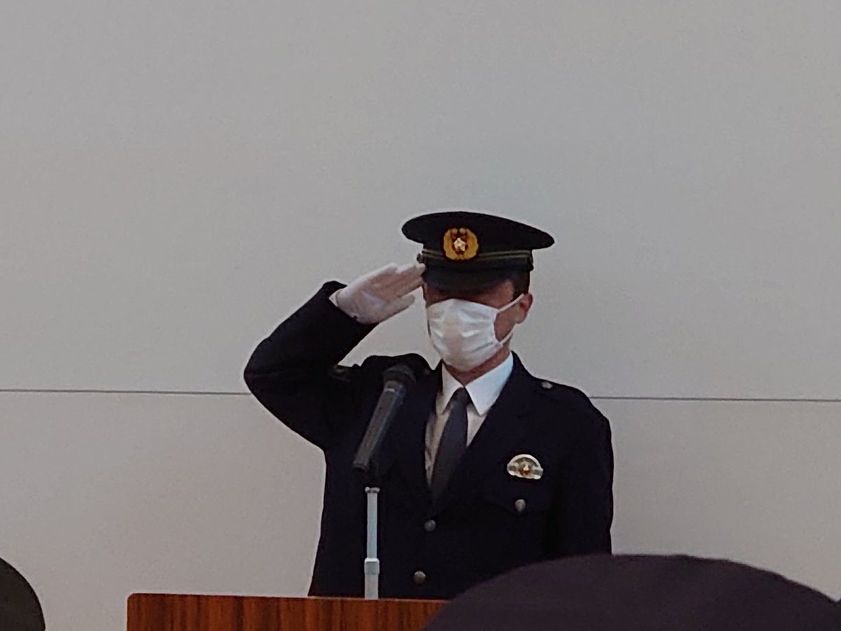 MyokoShobodan's tweet photo. 【出初式】
式典は以下の通りです。
消防旗敬礼～国歌斉唱～市長挨拶～来賓挨拶～
#妙高市消防団 #出初式 https://t.co/8MX6nzpQGo